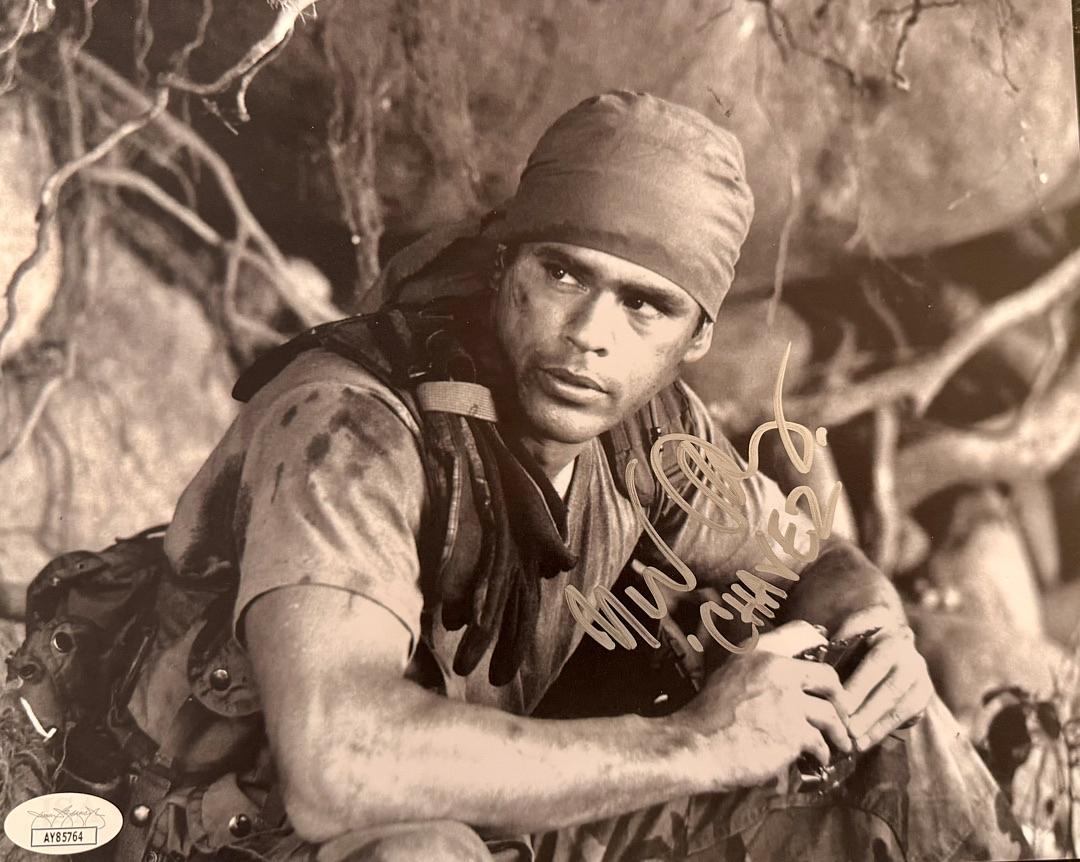 Raymond Cruz Signed 8x10 Photo (Clear & Present Danger) - JSA COA